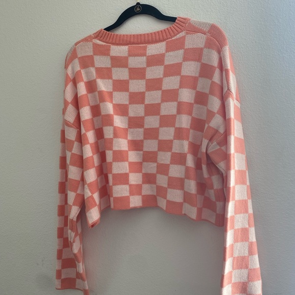 Revel Checkered Pink Sweater - Picture 8 of 9
